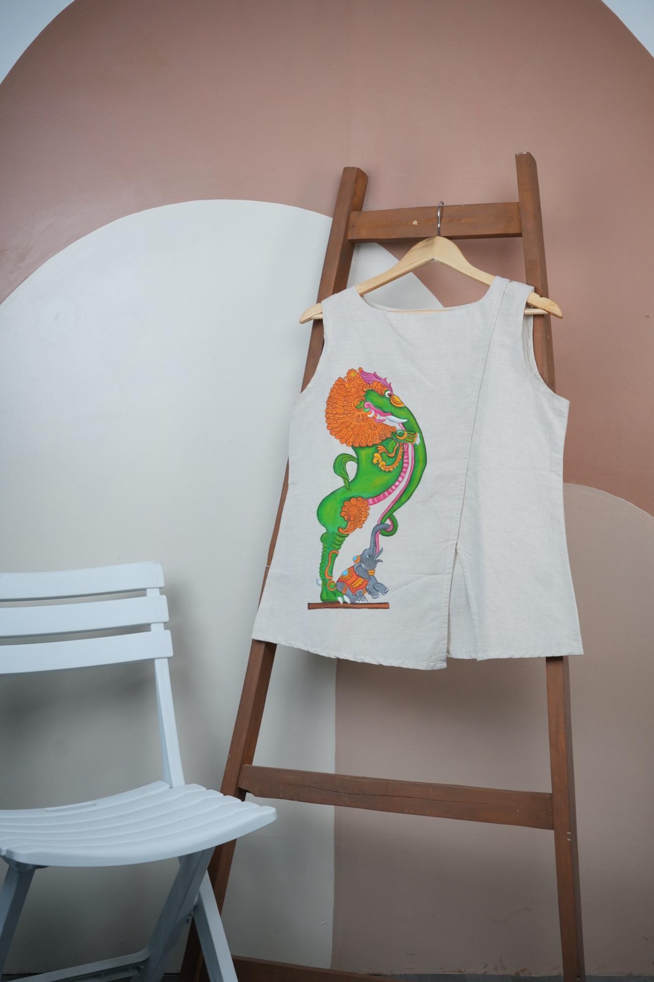 Yali Mural — Hand-painted Tunic